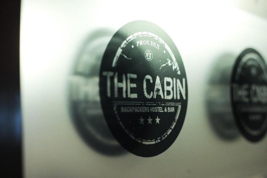 The Cabin Backpackers Hostel & Bar Chiang Mai Exterior foto