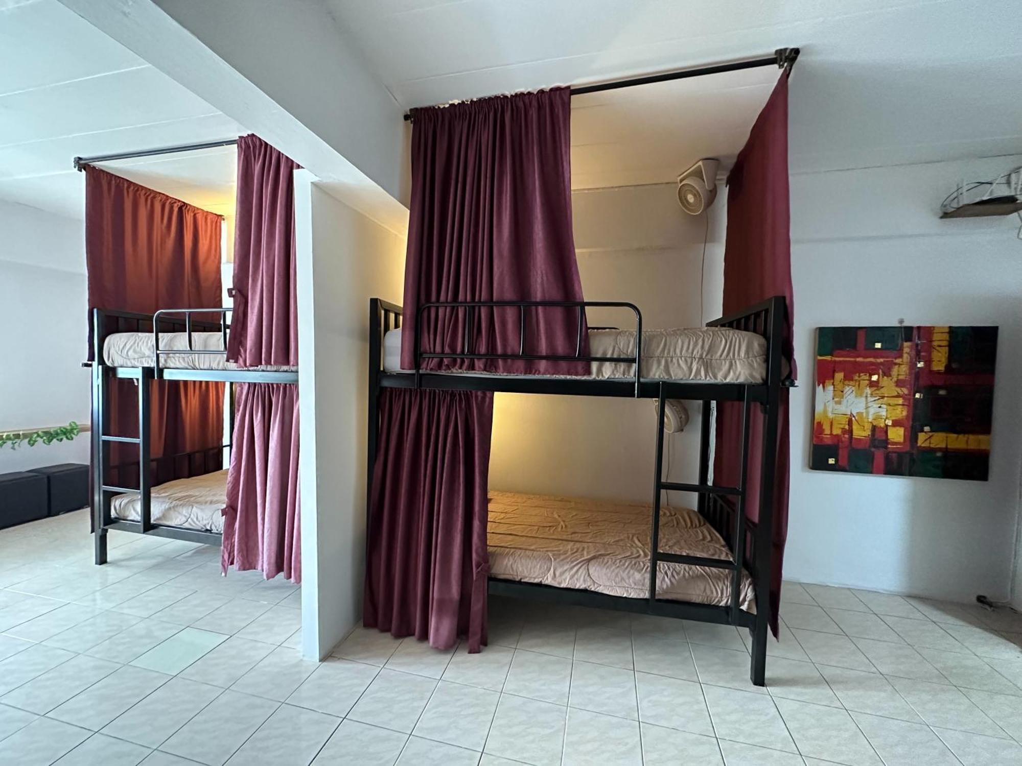 The Cabin Backpackers Hostel & Bar Chiang Mai Exterior foto